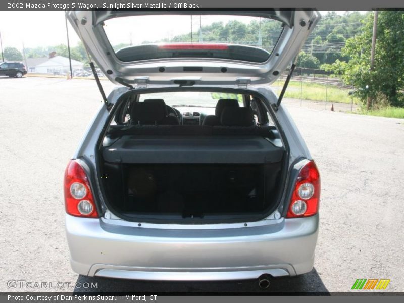 Sunlight Silver Metallic / Off Black 2002 Mazda Protege 5 Wagon