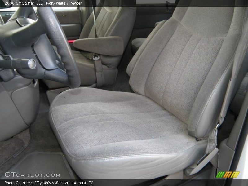 Ivory White / Pewter 2000 GMC Safari SLE