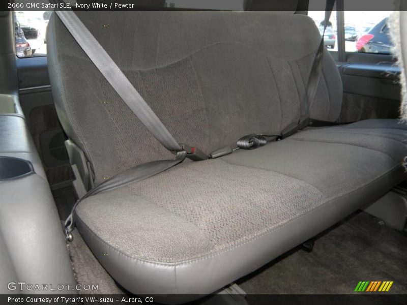 Ivory White / Pewter 2000 GMC Safari SLE