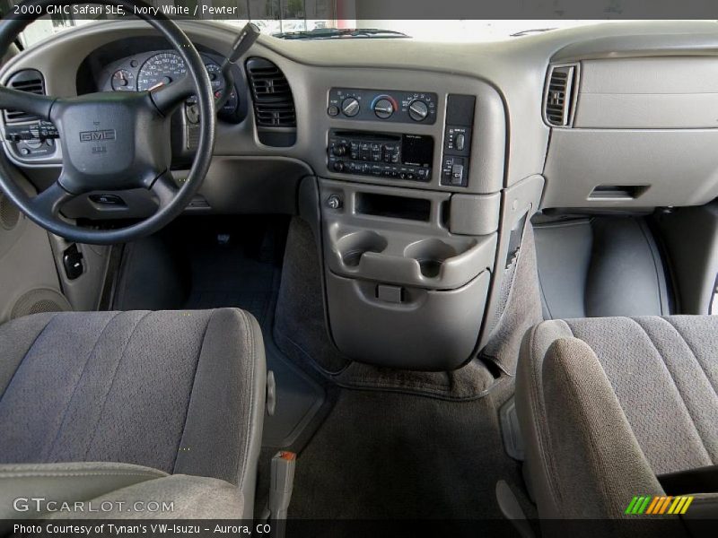 Ivory White / Pewter 2000 GMC Safari SLE