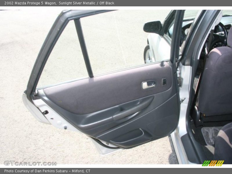 Sunlight Silver Metallic / Off Black 2002 Mazda Protege 5 Wagon