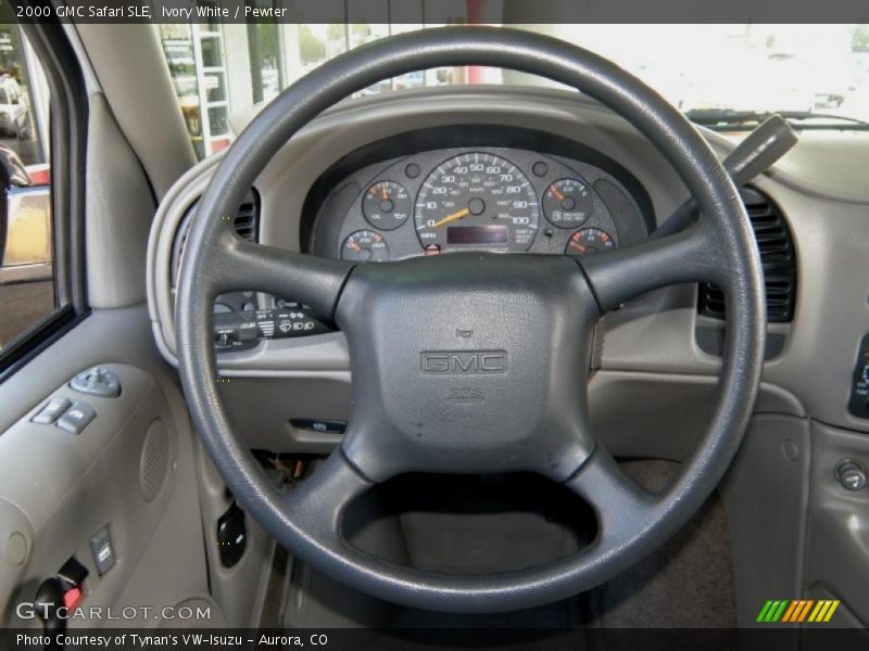 Ivory White / Pewter 2000 GMC Safari SLE