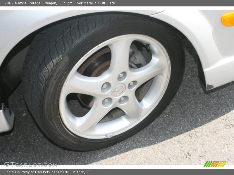 Sunlight Silver Metallic / Off Black 2002 Mazda Protege 5 Wagon