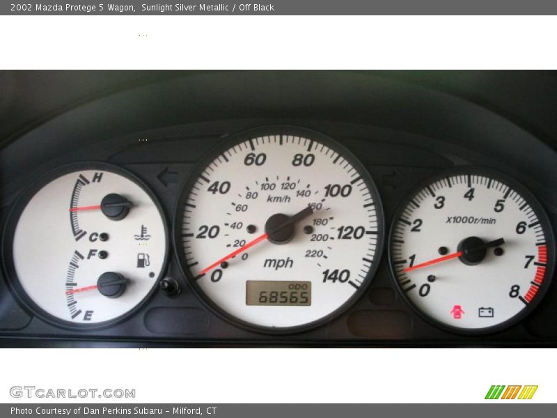 Sunlight Silver Metallic / Off Black 2002 Mazda Protege 5 Wagon