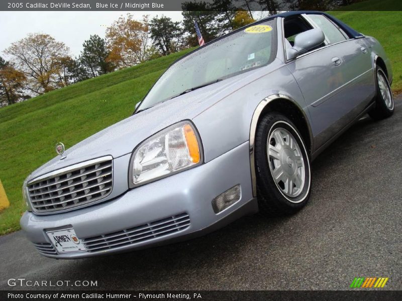 Blue Ice / Midnight Blue 2005 Cadillac DeVille Sedan