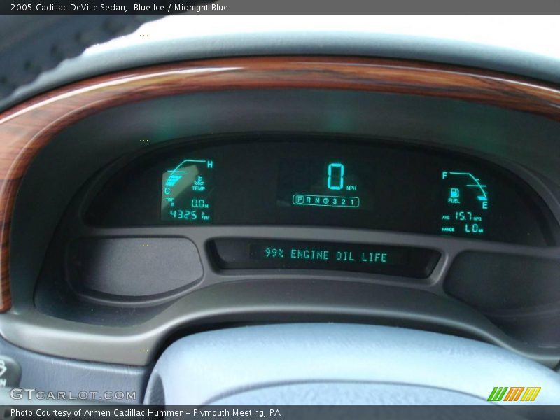 Blue Ice / Midnight Blue 2005 Cadillac DeVille Sedan