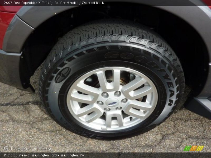 Redfire Metallic / Charcoal Black 2007 Ford Expedition XLT 4x4