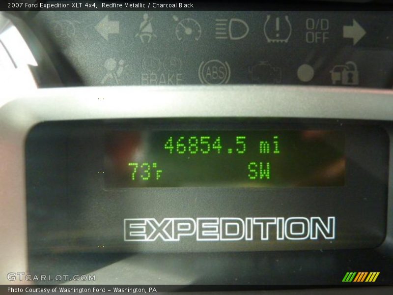 Redfire Metallic / Charcoal Black 2007 Ford Expedition XLT 4x4