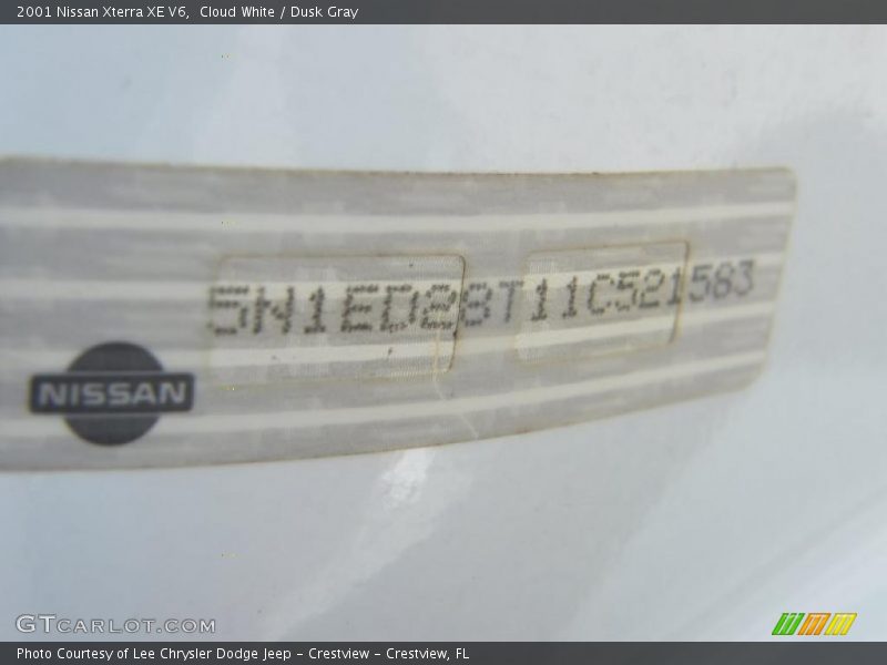 Cloud White / Dusk Gray 2001 Nissan Xterra XE V6