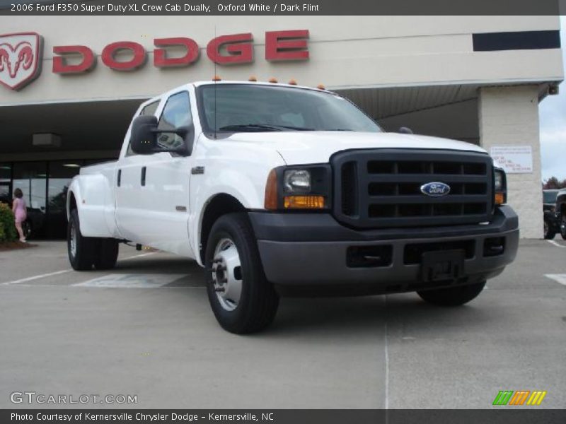 Oxford White / Dark Flint 2006 Ford F350 Super Duty XL Crew Cab Dually