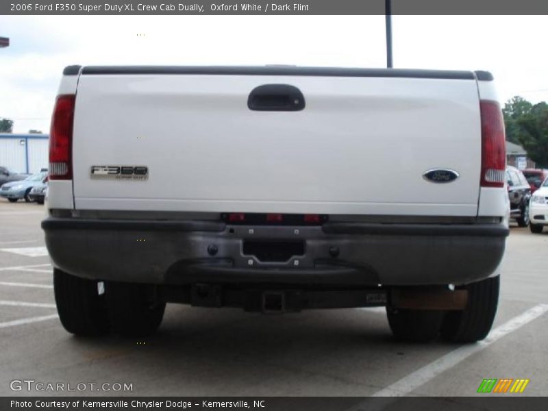 Oxford White / Dark Flint 2006 Ford F350 Super Duty XL Crew Cab Dually