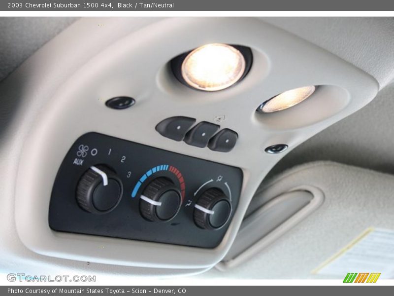 Black / Tan/Neutral 2003 Chevrolet Suburban 1500 4x4