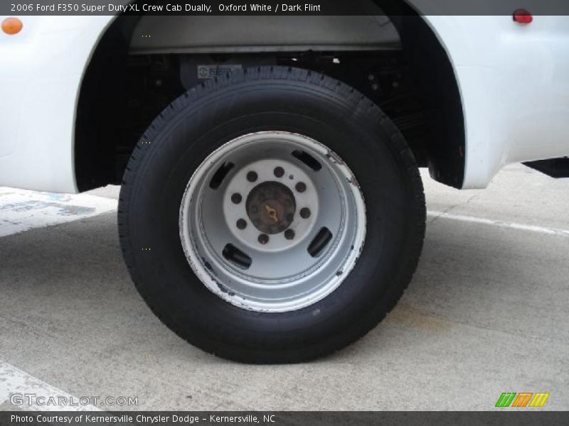 Oxford White / Dark Flint 2006 Ford F350 Super Duty XL Crew Cab Dually