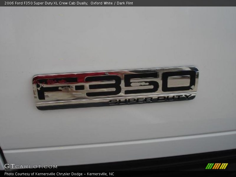 Oxford White / Dark Flint 2006 Ford F350 Super Duty XL Crew Cab Dually
