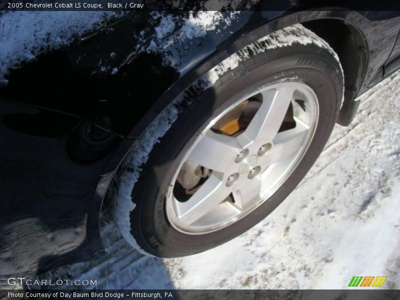 Black / Gray 2005 Chevrolet Cobalt LS Coupe
