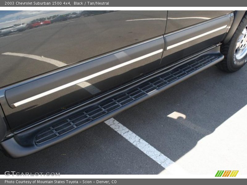Black / Tan/Neutral 2003 Chevrolet Suburban 1500 4x4