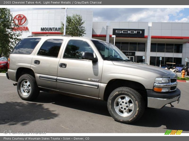 Light Pewter Metallic / Gray/Dark Charcoal 2003 Chevrolet Tahoe 4x4