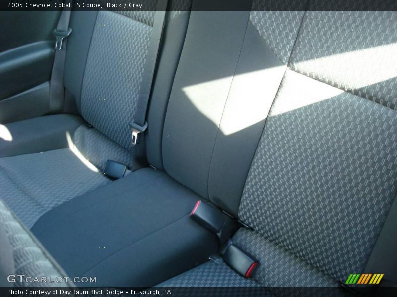 Black / Gray 2005 Chevrolet Cobalt LS Coupe