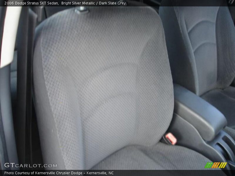 Bright Silver Metallic / Dark Slate Grey 2006 Dodge Stratus SXT Sedan