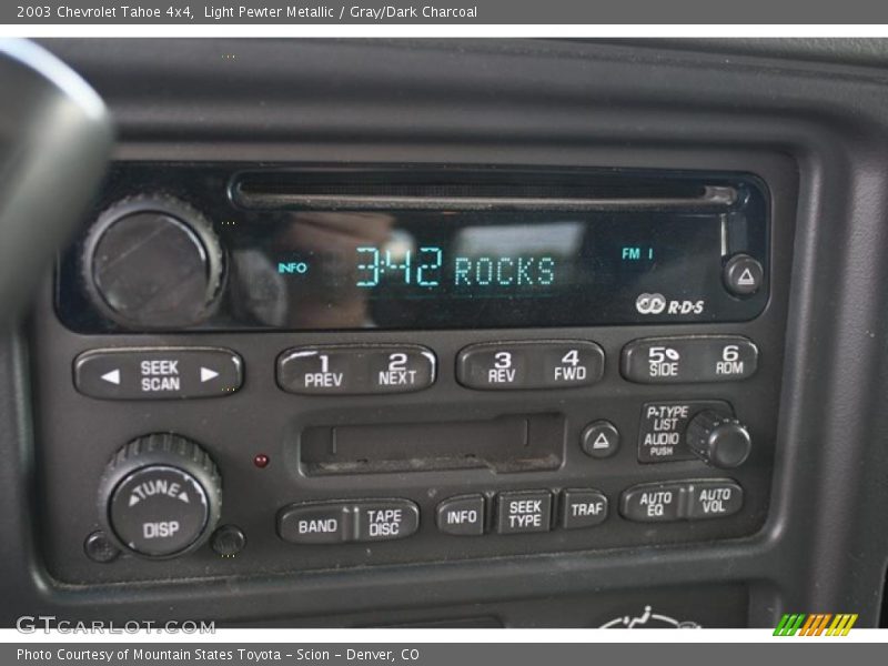Light Pewter Metallic / Gray/Dark Charcoal 2003 Chevrolet Tahoe 4x4