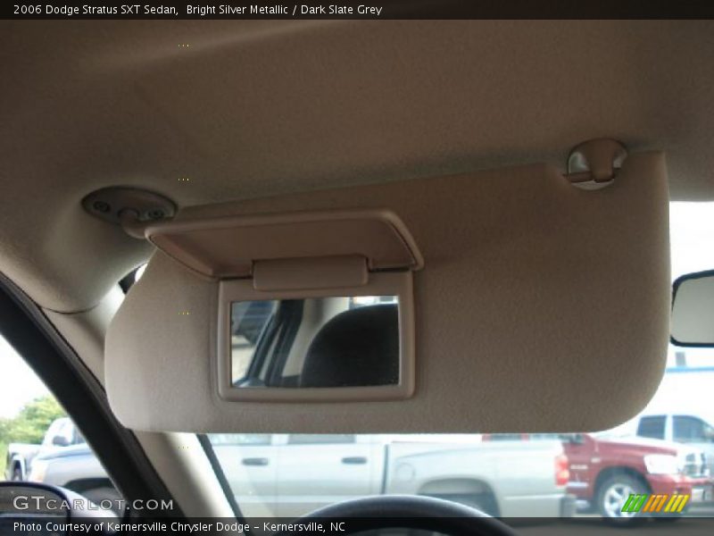 Bright Silver Metallic / Dark Slate Grey 2006 Dodge Stratus SXT Sedan