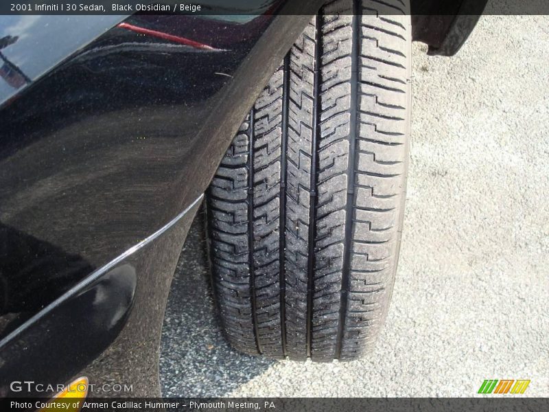 Black Obsidian / Beige 2001 Infiniti I 30 Sedan