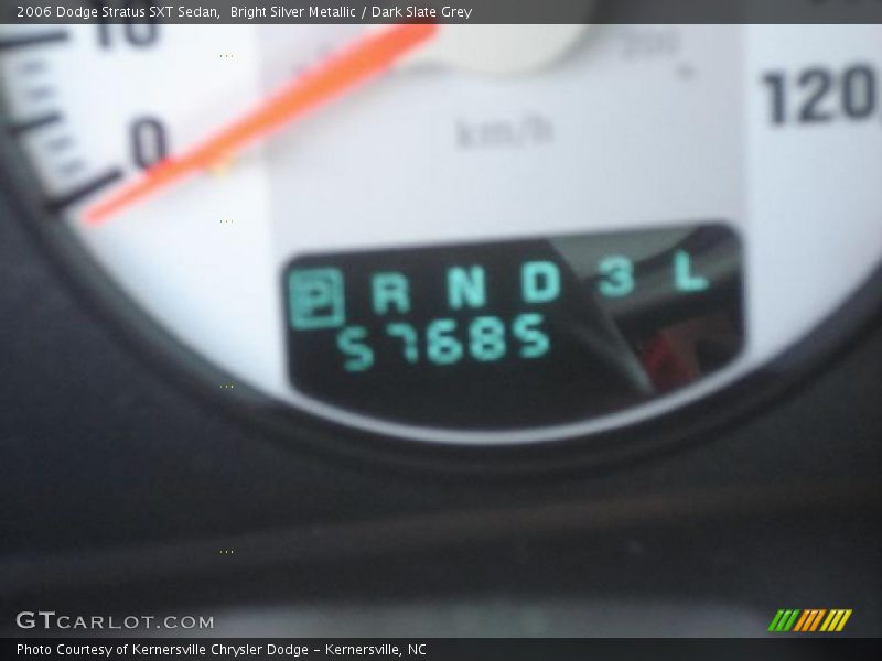 Bright Silver Metallic / Dark Slate Grey 2006 Dodge Stratus SXT Sedan