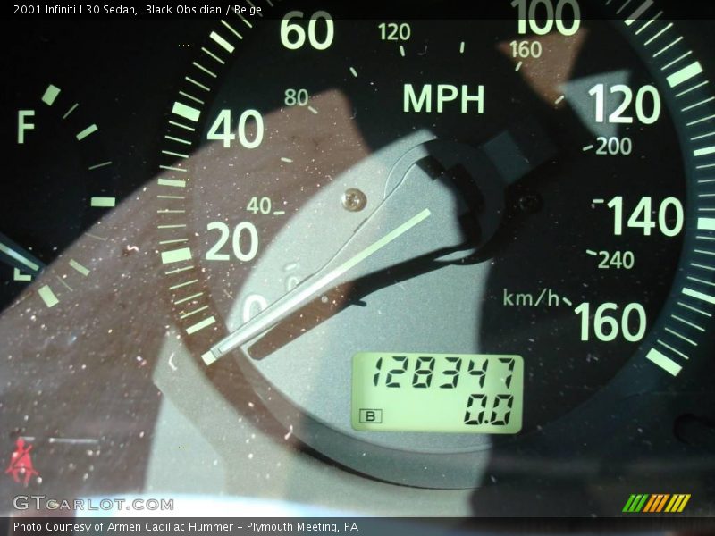 Black Obsidian / Beige 2001 Infiniti I 30 Sedan