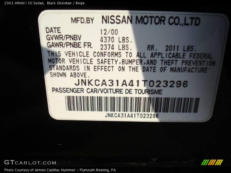 Black Obsidian / Beige 2001 Infiniti I 30 Sedan