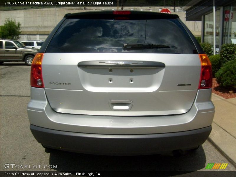 Bright Silver Metallic / Light Taupe 2006 Chrysler Pacifica AWD