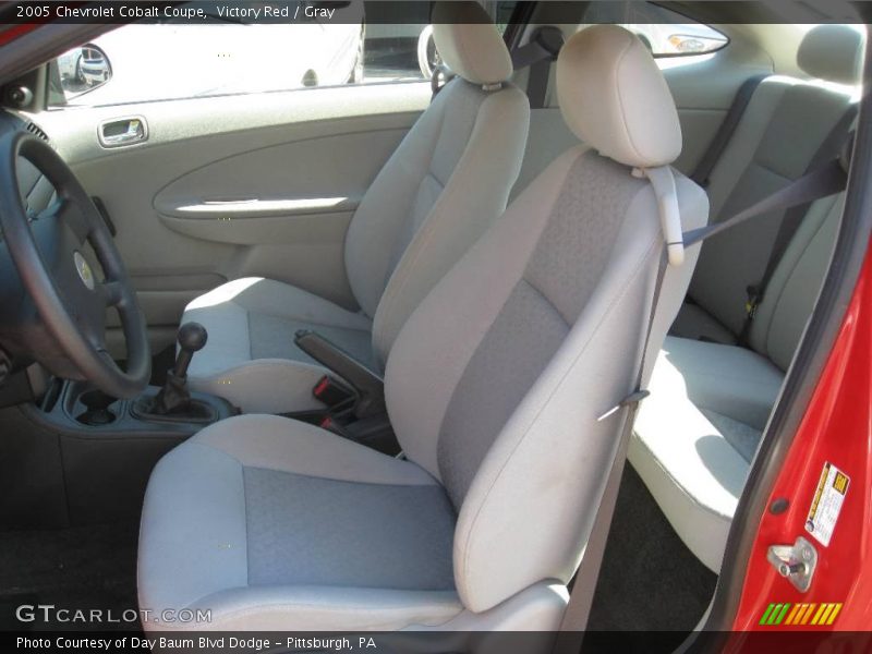 Victory Red / Gray 2005 Chevrolet Cobalt Coupe