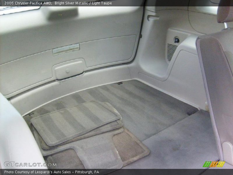 Bright Silver Metallic / Light Taupe 2006 Chrysler Pacifica AWD