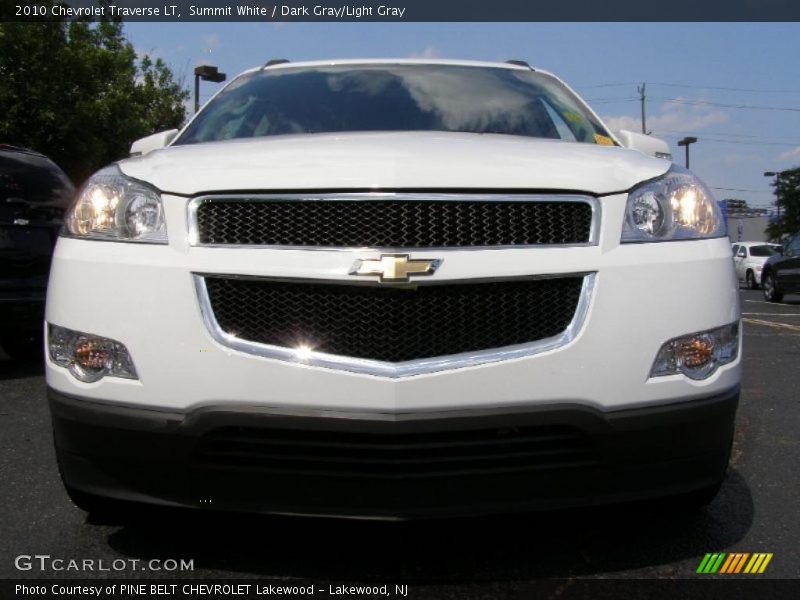 Summit White / Dark Gray/Light Gray 2010 Chevrolet Traverse LT