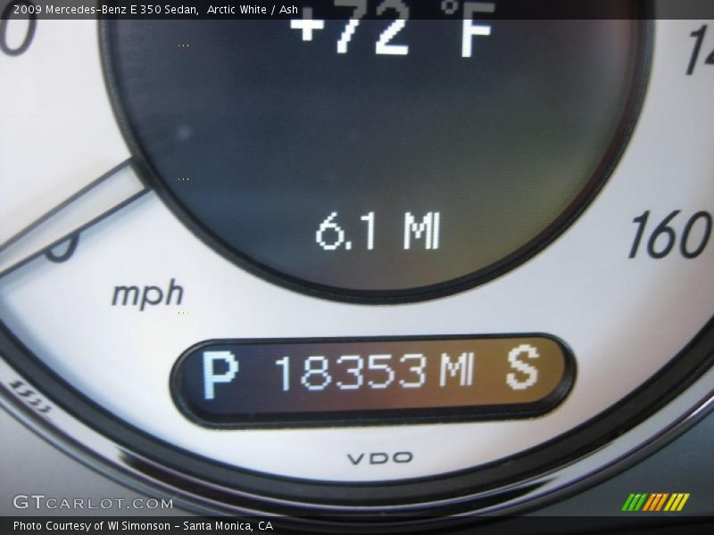 Arctic White / Ash 2009 Mercedes-Benz E 350 Sedan