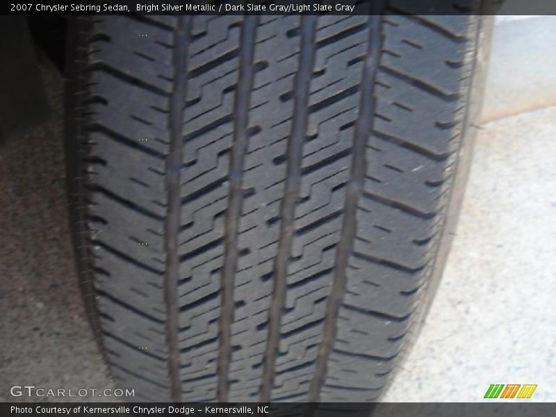 Bright Silver Metallic / Dark Slate Gray/Light Slate Gray 2007 Chrysler Sebring Sedan