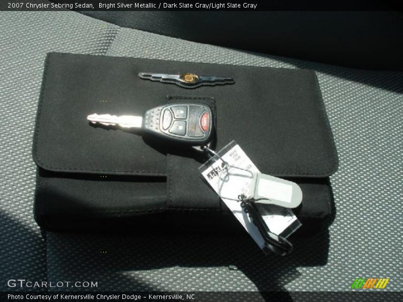 Bright Silver Metallic / Dark Slate Gray/Light Slate Gray 2007 Chrysler Sebring Sedan