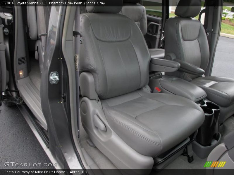 Phantom Gray Pearl / Stone Gray 2004 Toyota Sienna XLE