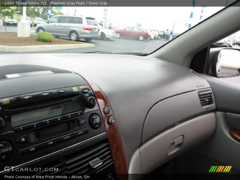 Phantom Gray Pearl / Stone Gray 2004 Toyota Sienna XLE