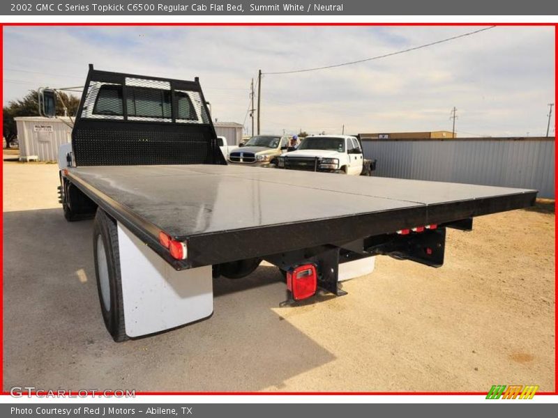 Summit White / Neutral 2002 GMC C Series Topkick C6500 Regular Cab Flat Bed
