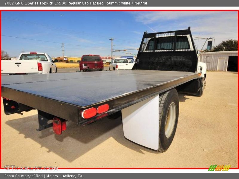 Summit White / Neutral 2002 GMC C Series Topkick C6500 Regular Cab Flat Bed