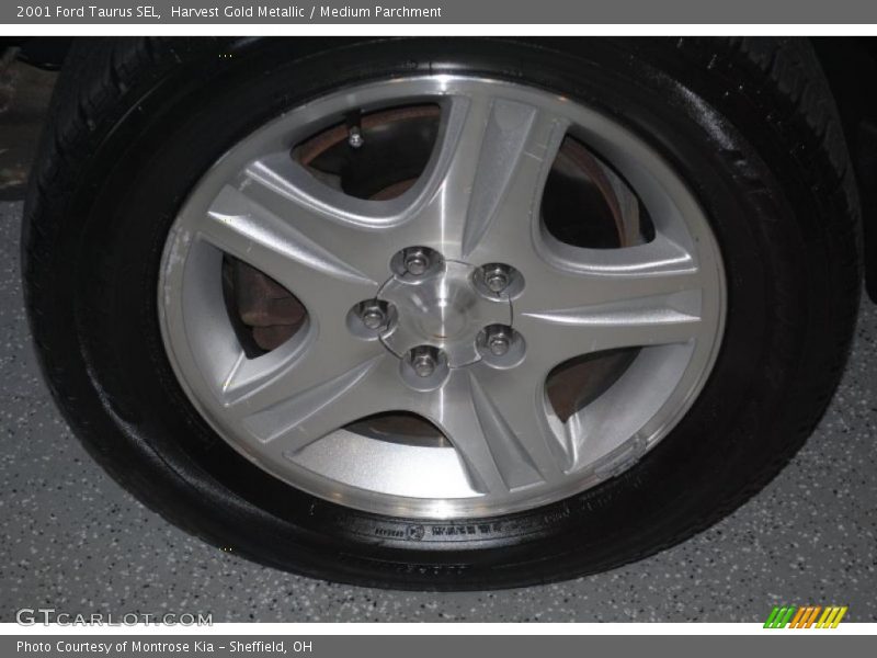 Harvest Gold Metallic / Medium Parchment 2001 Ford Taurus SEL