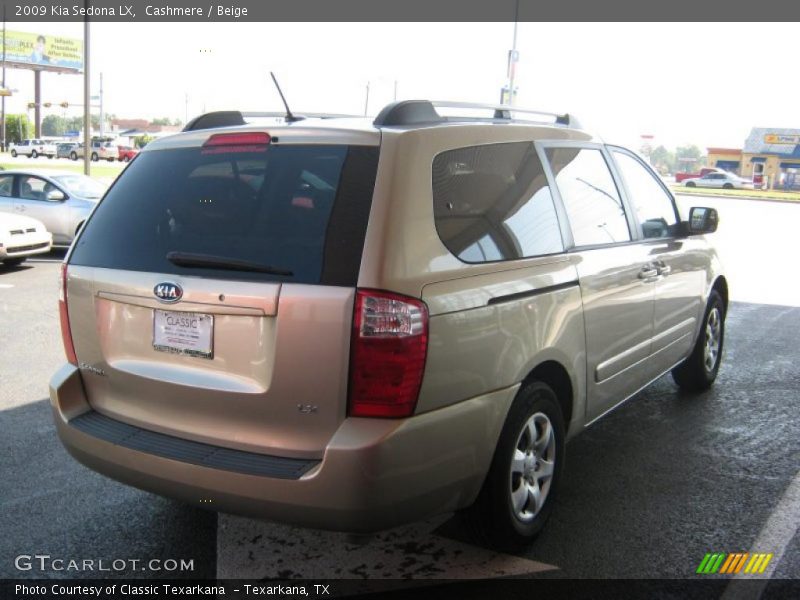 Cashmere / Beige 2009 Kia Sedona LX