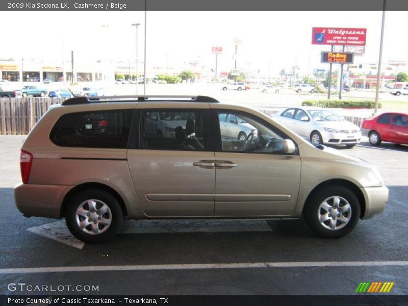 Cashmere / Beige 2009 Kia Sedona LX