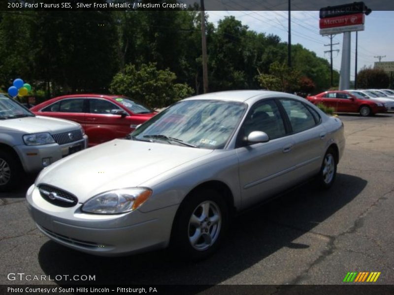 Silver Frost Metallic / Medium Graphite 2003 Ford Taurus SES