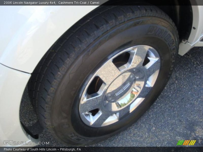 Cashmere Tri-Coat / Camel 2006 Lincoln Navigator Luxury 4x4