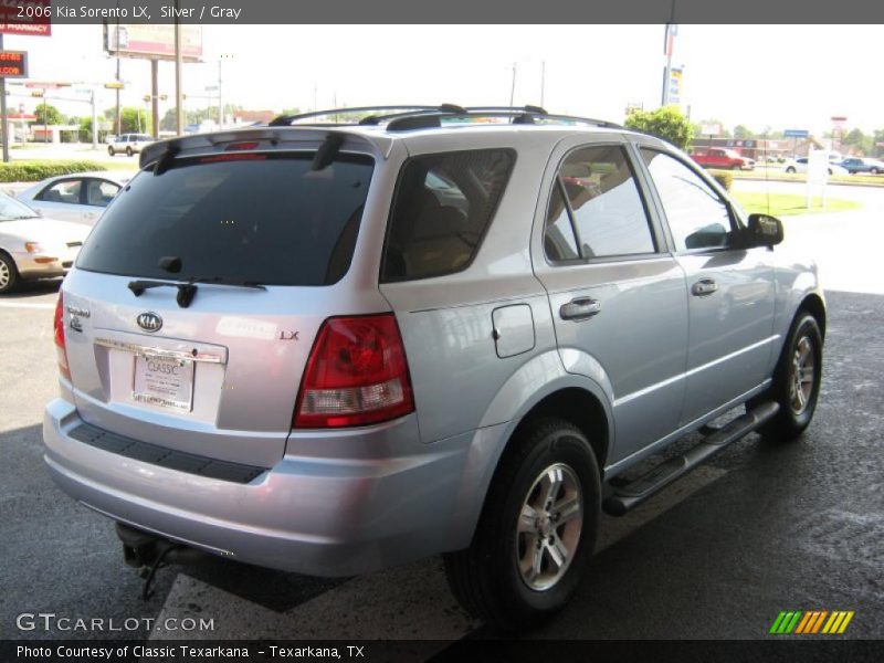 Silver / Gray 2006 Kia Sorento LX