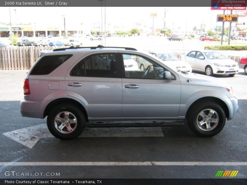 Silver / Gray 2006 Kia Sorento LX