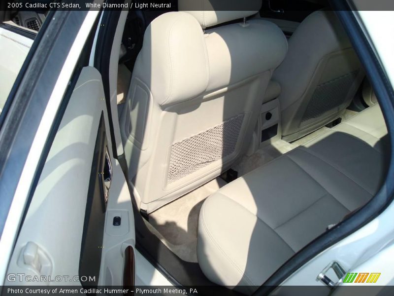 White Diamond / Light Neutral 2005 Cadillac CTS Sedan
