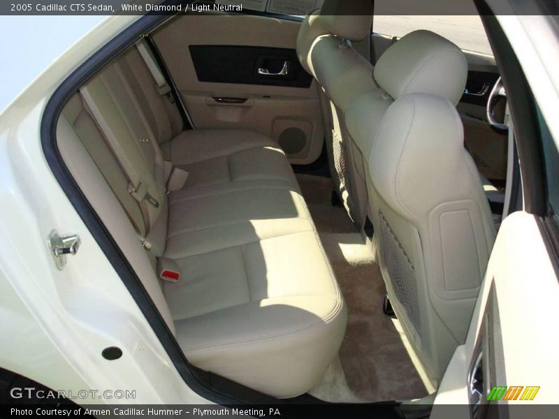 White Diamond / Light Neutral 2005 Cadillac CTS Sedan