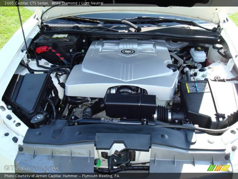 White Diamond / Light Neutral 2005 Cadillac CTS Sedan